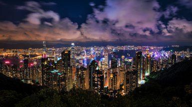 Vista notturna su Hong Kong
