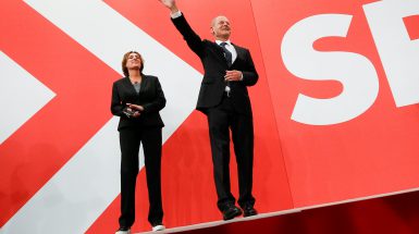Reactions to the first exit polls from Social Democratic Party candidate Olaf Scholz and supporters at the party headquarters